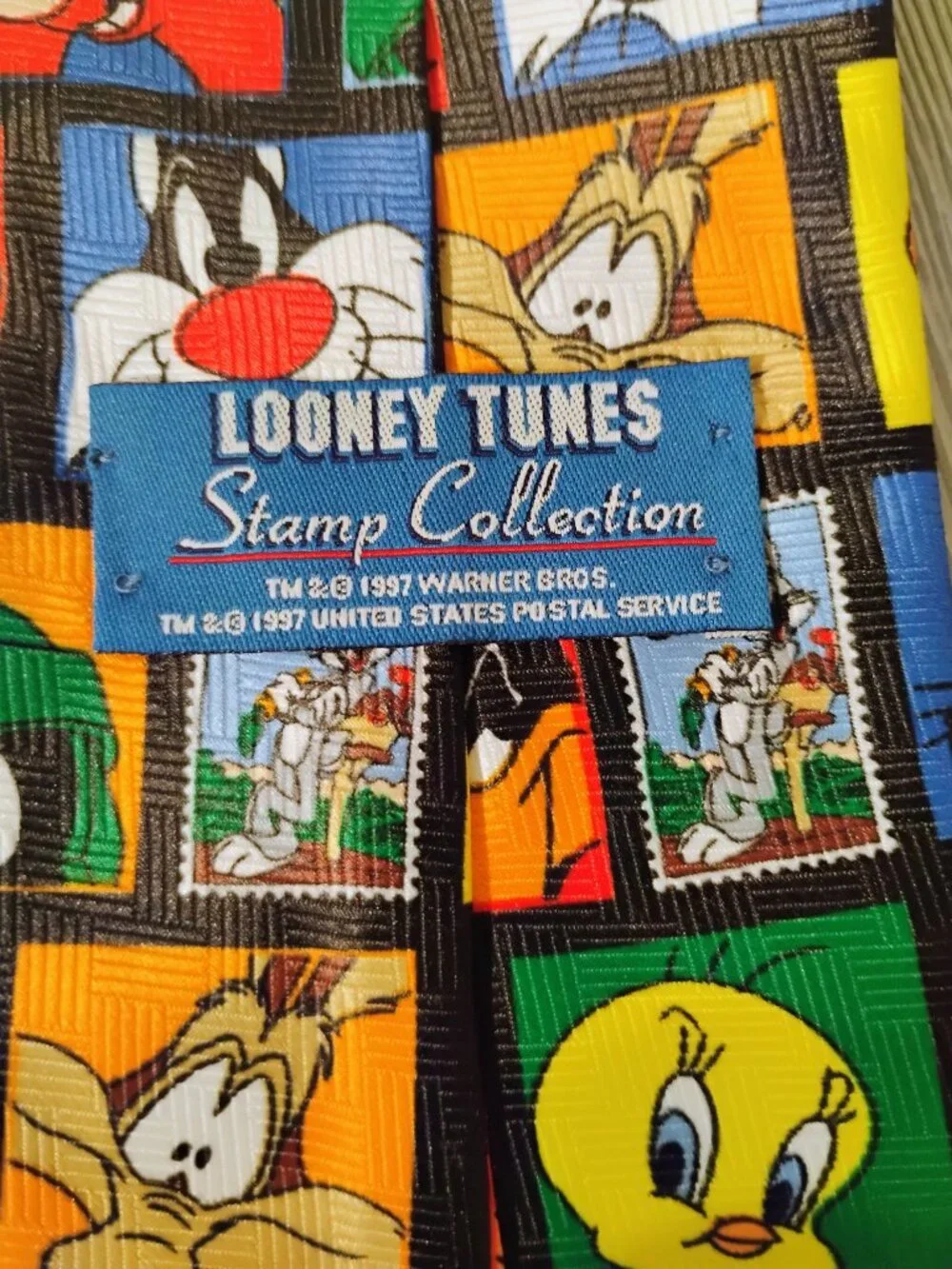 Vintage 1997 Looney Tunes Stamp Collection Necktie